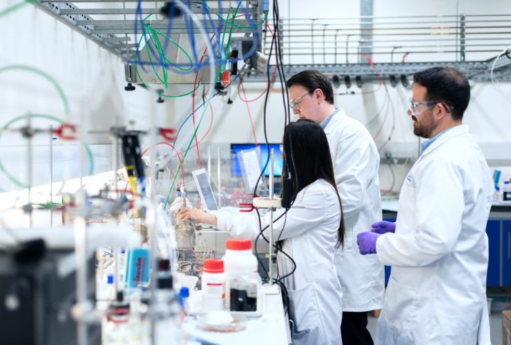 How Is Technology Used in Laboratories?